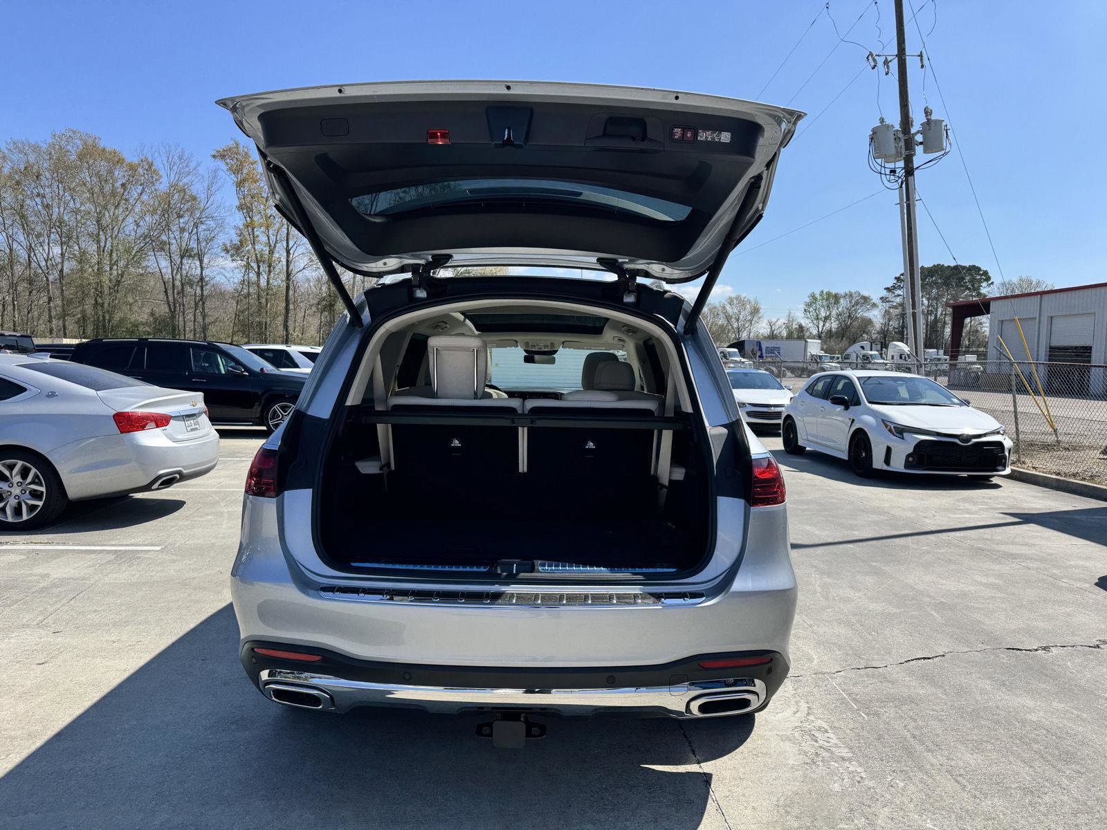 Certified 2026 Mercedes-Benz GLS 450 4MATIC image 24