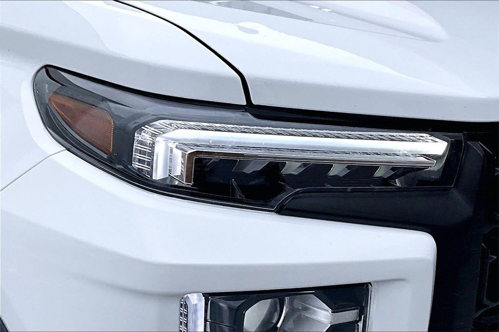 Used 2024 GMC Canyon Elevation w/ Trailering Package image 28