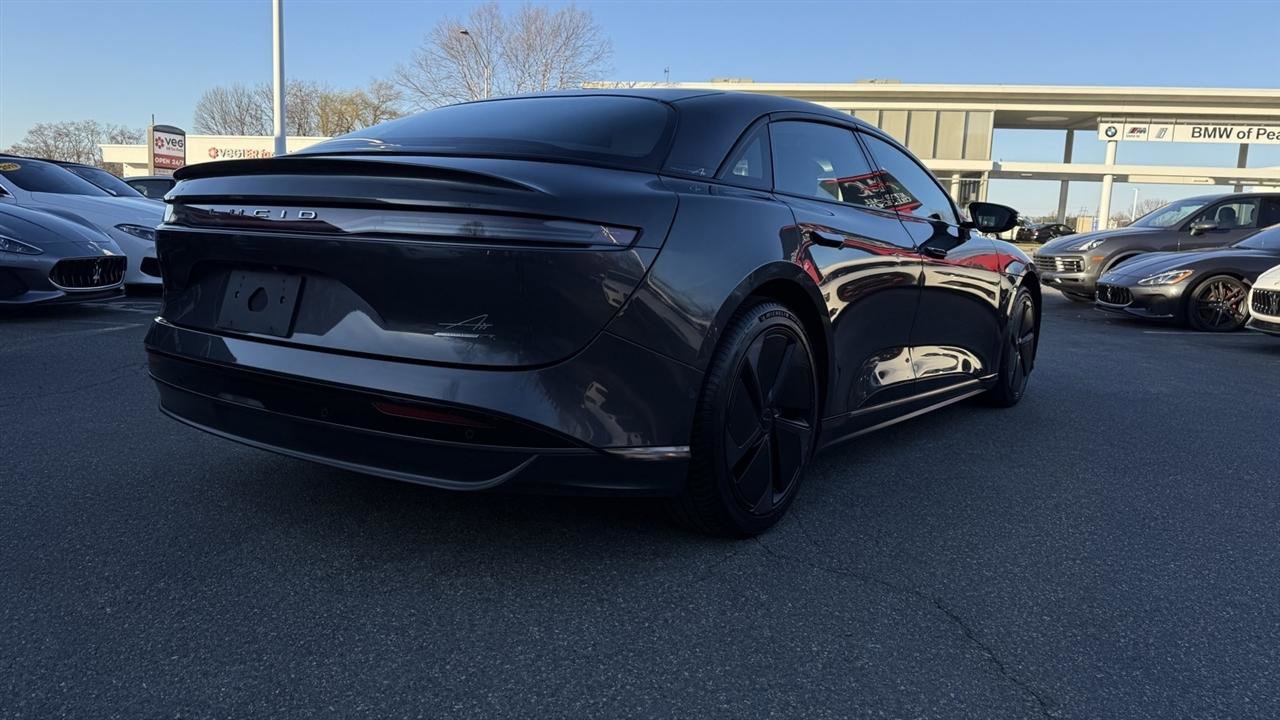 Used 2024 Lucid Air Touring image 19