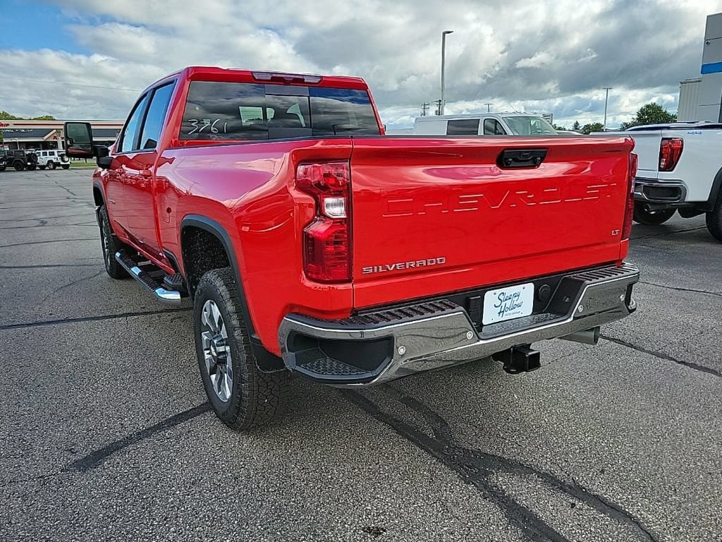 New 2026 Chevrolet Silverado 3500 LT w/ All Star Edition AWD/4WD image 7