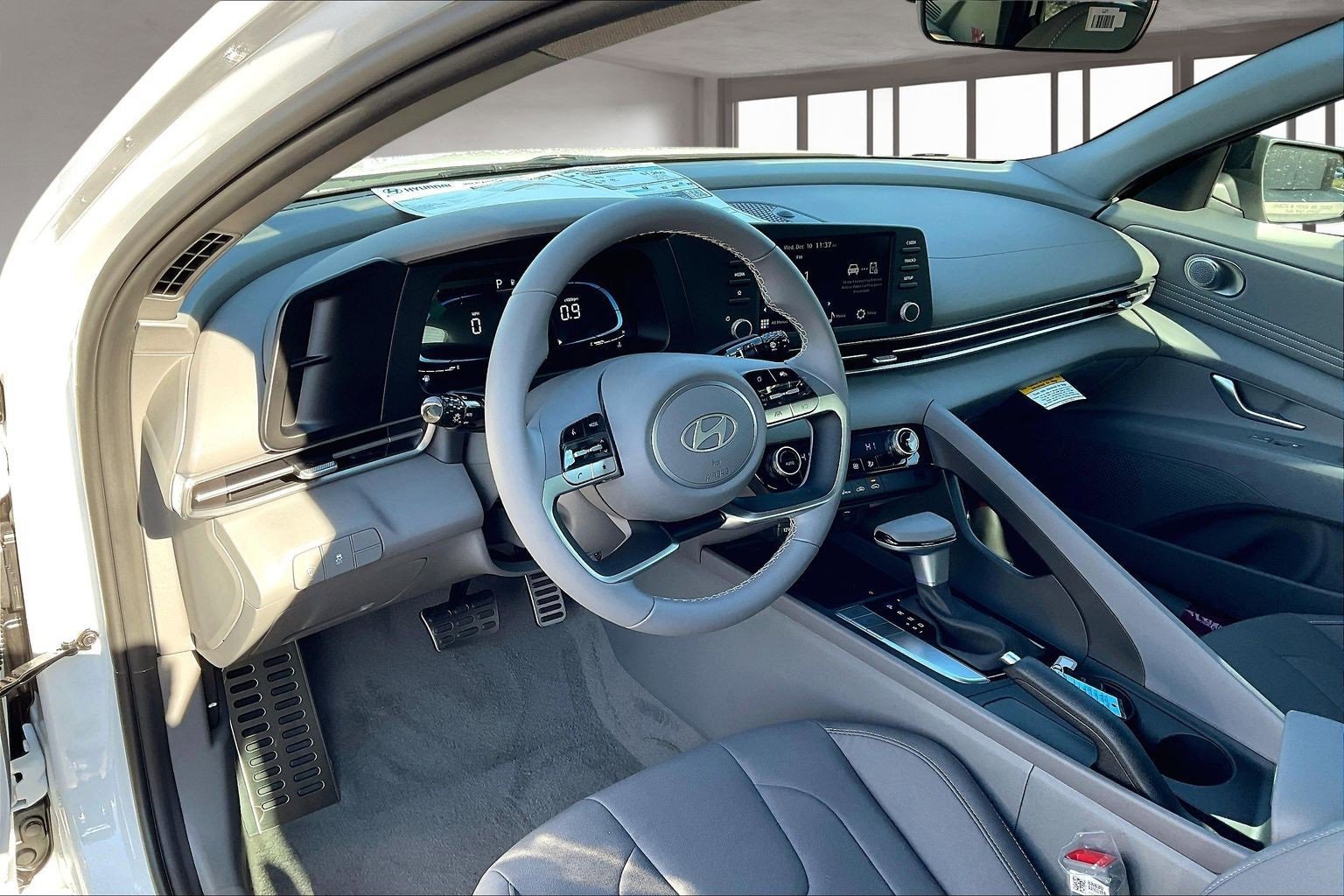 New 2026 Hyundai Elantra Sport image 7