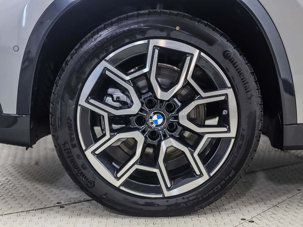 New 2026 BMW X1 xDrive28i w/ Convenience Package image 2