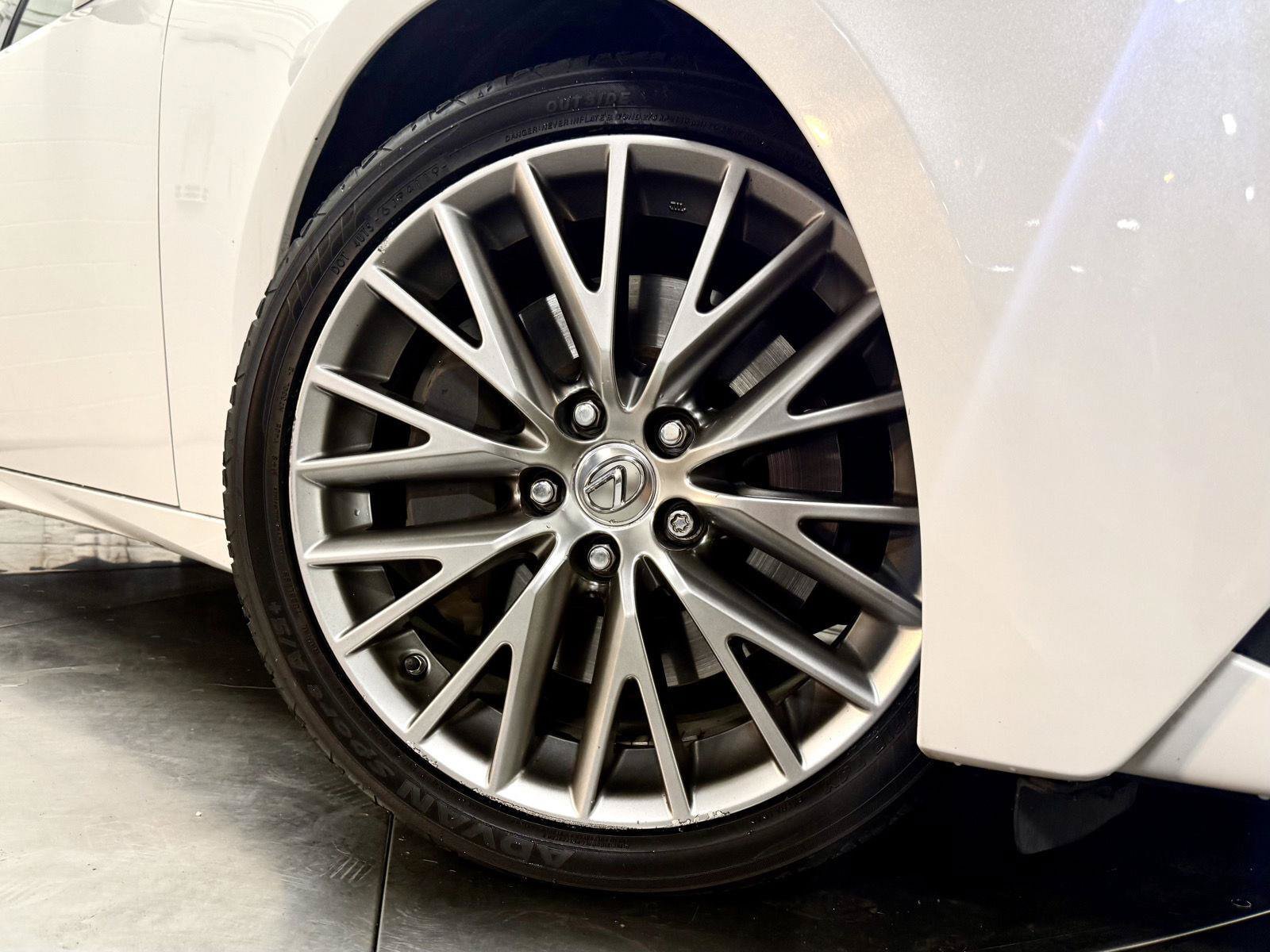 Used 2016 Lexus IS 300 AWD w/ Navigation System Package image 10