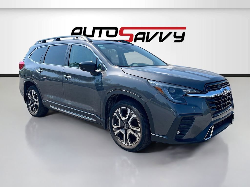 Used 2024 Subaru Ascent Touring image 1
