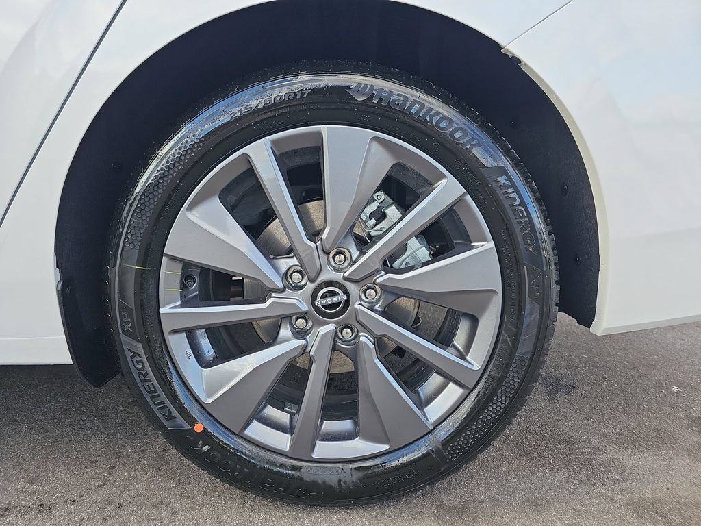 New 2026 Nissan Sentra SL w/ Floor Mat Package FWD image 37