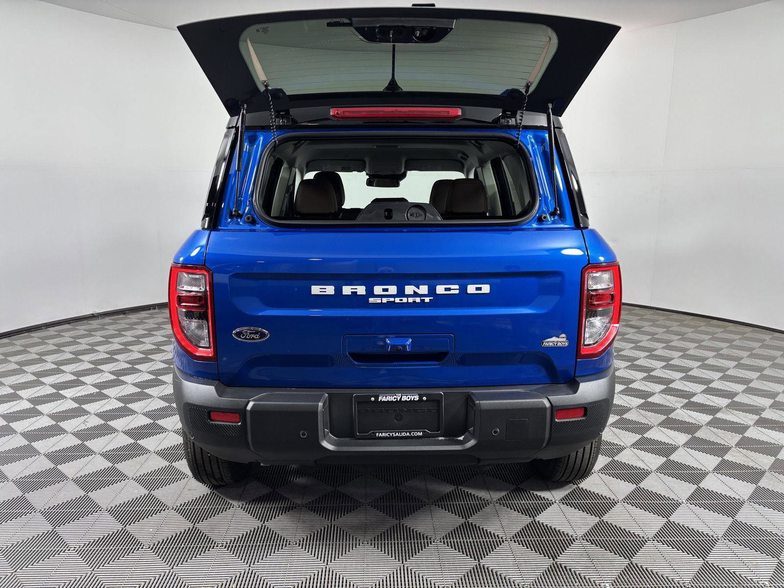 New 2025 Ford Bronco Sport Outer Banks w/ Outer Banks Tech Package+ AWD/4WD image 5