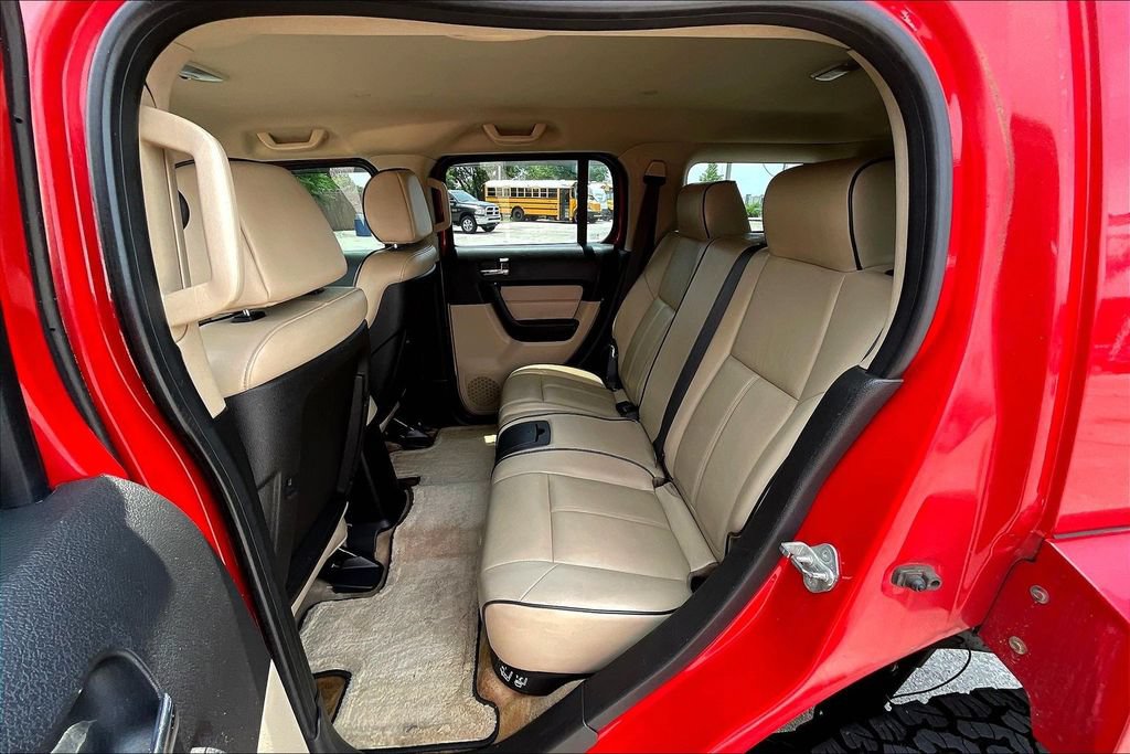 Used 2007 HUMMER H3 AWD/4WD image 7