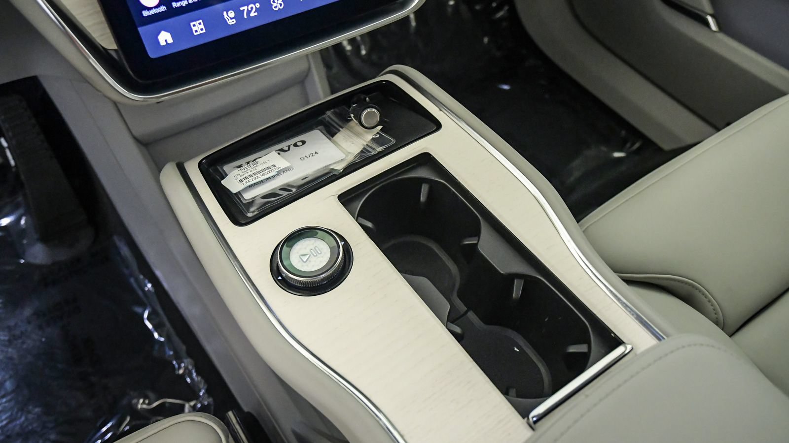 Certified 2025 Volvo EX90 Ultra AWD/4WD image 20