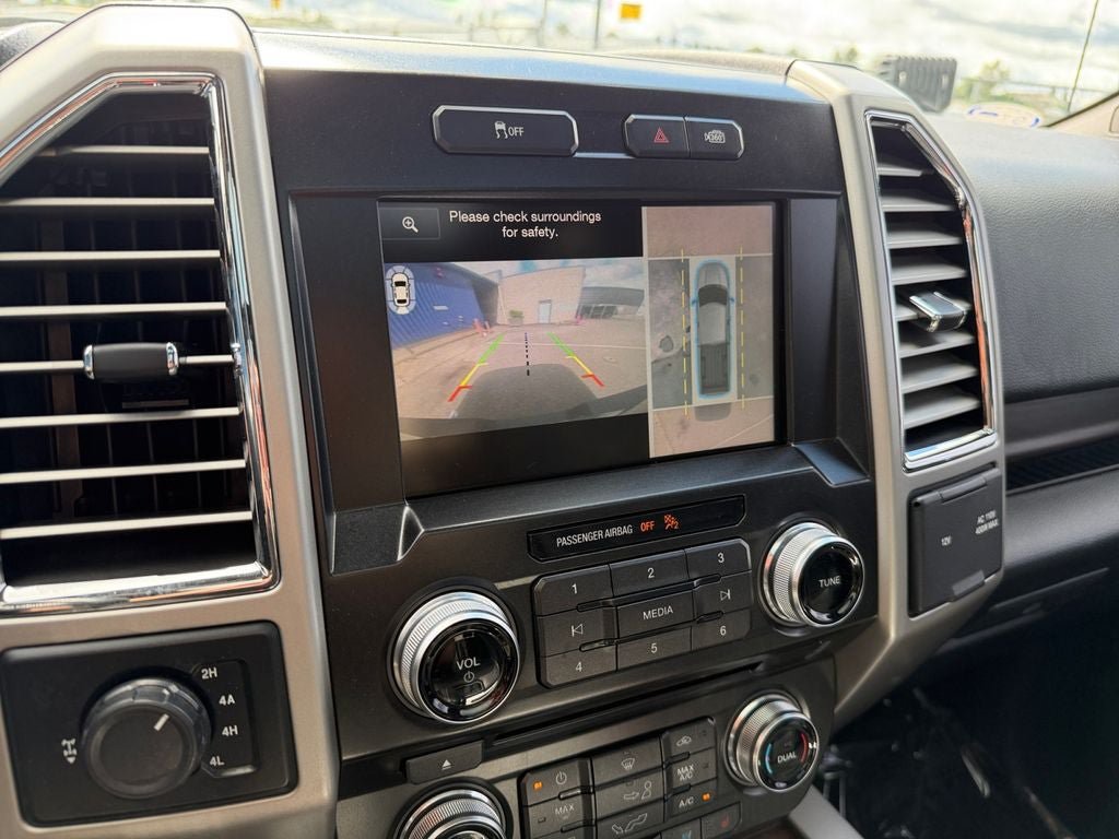 Used 2015 Ford F150 Lariat w/ Equipment Group 502A Luxury AWD/4WD image 17
