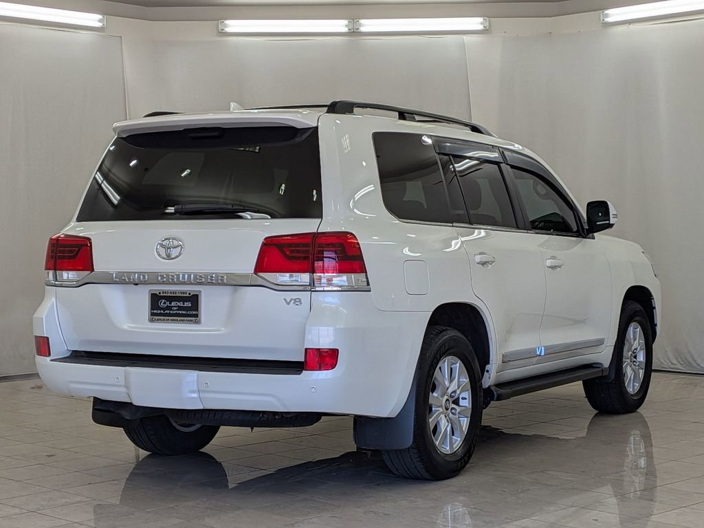 Used 2021 Toyota Land Cruiser image 9