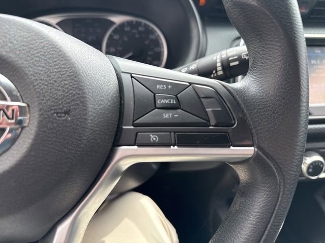 Used 2021 Nissan Kicks S FWD image 30