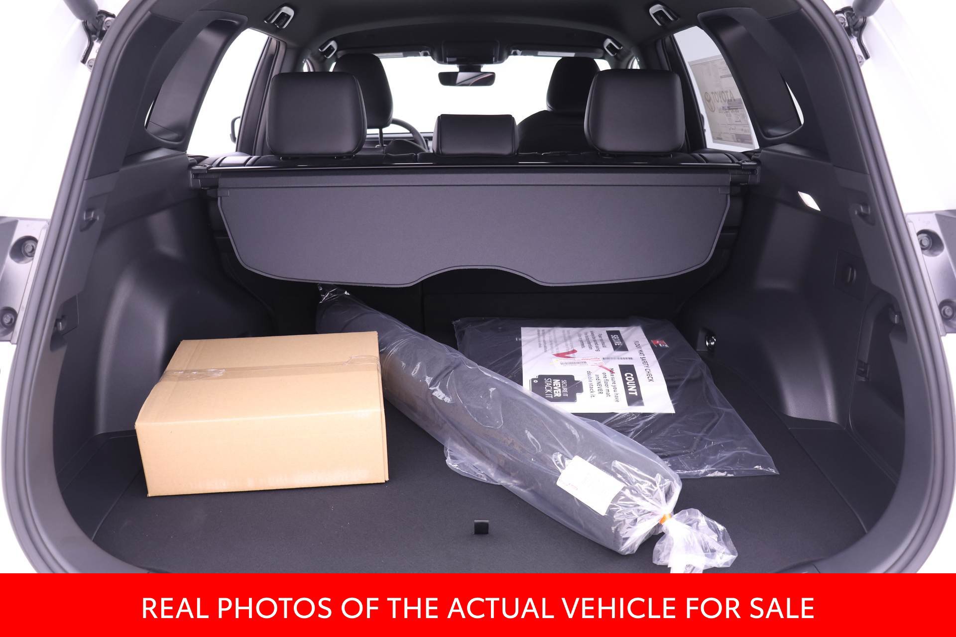 New 2026 Toyota RAV4 AWD Plug-in Hybrid image 15