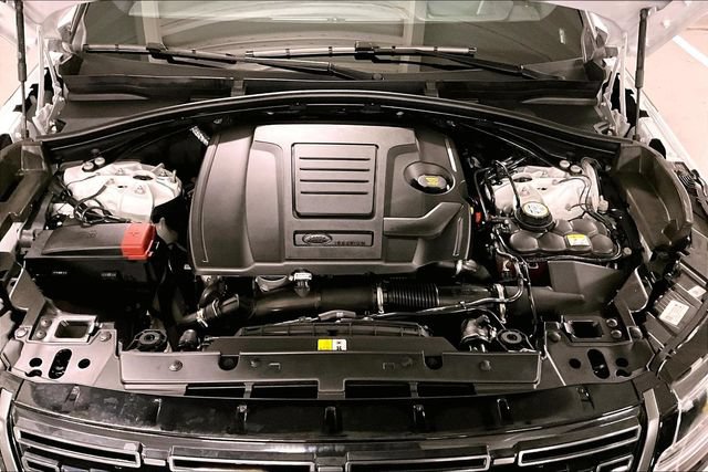 Certified 2026 Land Rover Range Rover Velar Dynamic SE AWD/4WD image 9