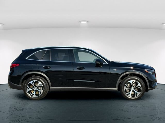 Certified 2025 Mercedes-Benz GLC 350e 4MATIC image 8