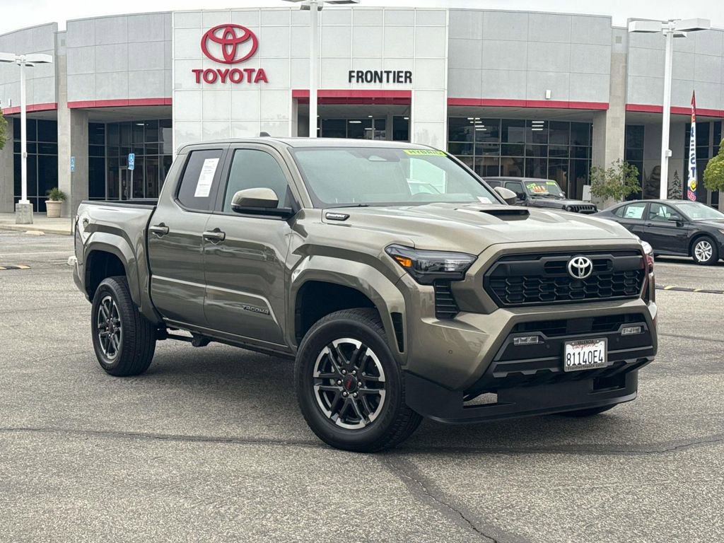 Certified 2025 Toyota Tacoma TRD Sport w/ TRD Sport Upgrade Package image 1