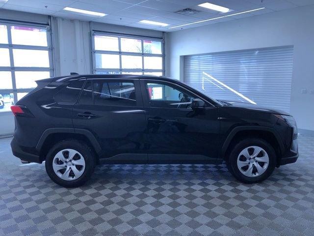 Certified 2025 Toyota RAV4 LE image 35