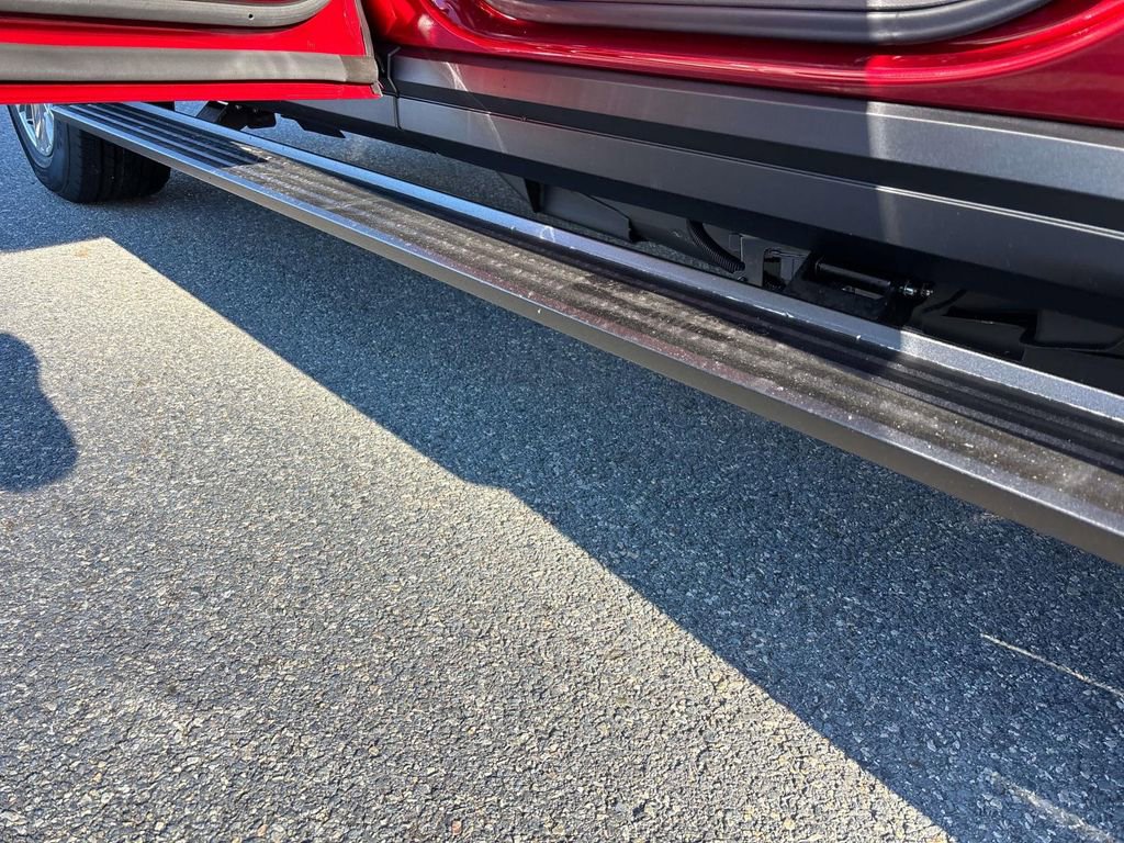 New 2026 GMC Yukon XL Denali w/ Sun & Power Step Package image 6