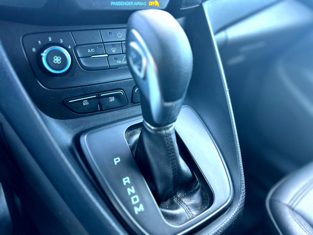 Used 2021 Ford Transit Connect XL image 20