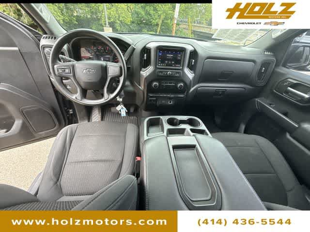 Certified 2019 Chevrolet Silverado 1500 Custom Trail Boss w/ Custom Convenience Package AWD/4WD image 18