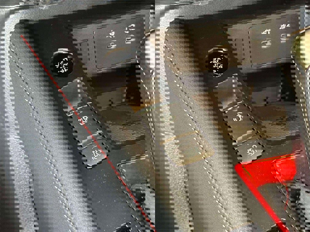 New 2026 Nissan Kicks SR w/ SR Premium Package image 29