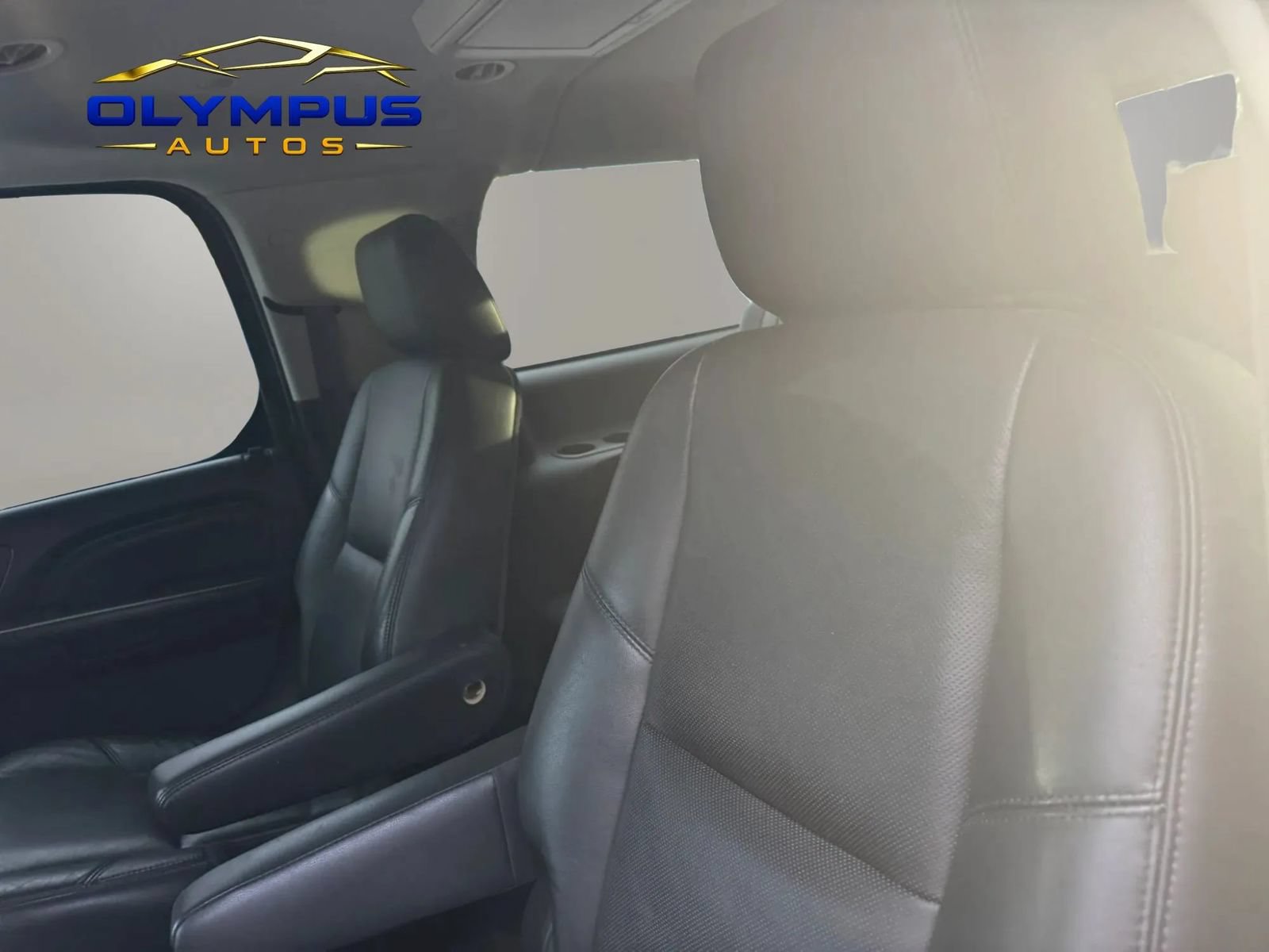 Used 2013 Cadillac Escalade ESV Premium AWD/4WD image 15