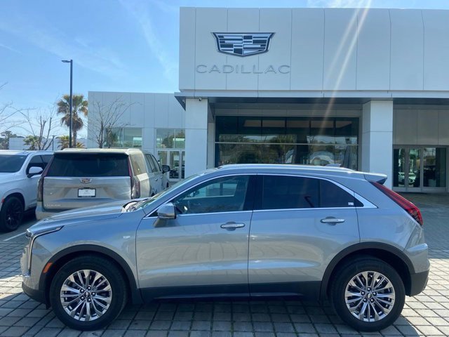 Certified 2025 Cadillac XT4 Premium Luxury
