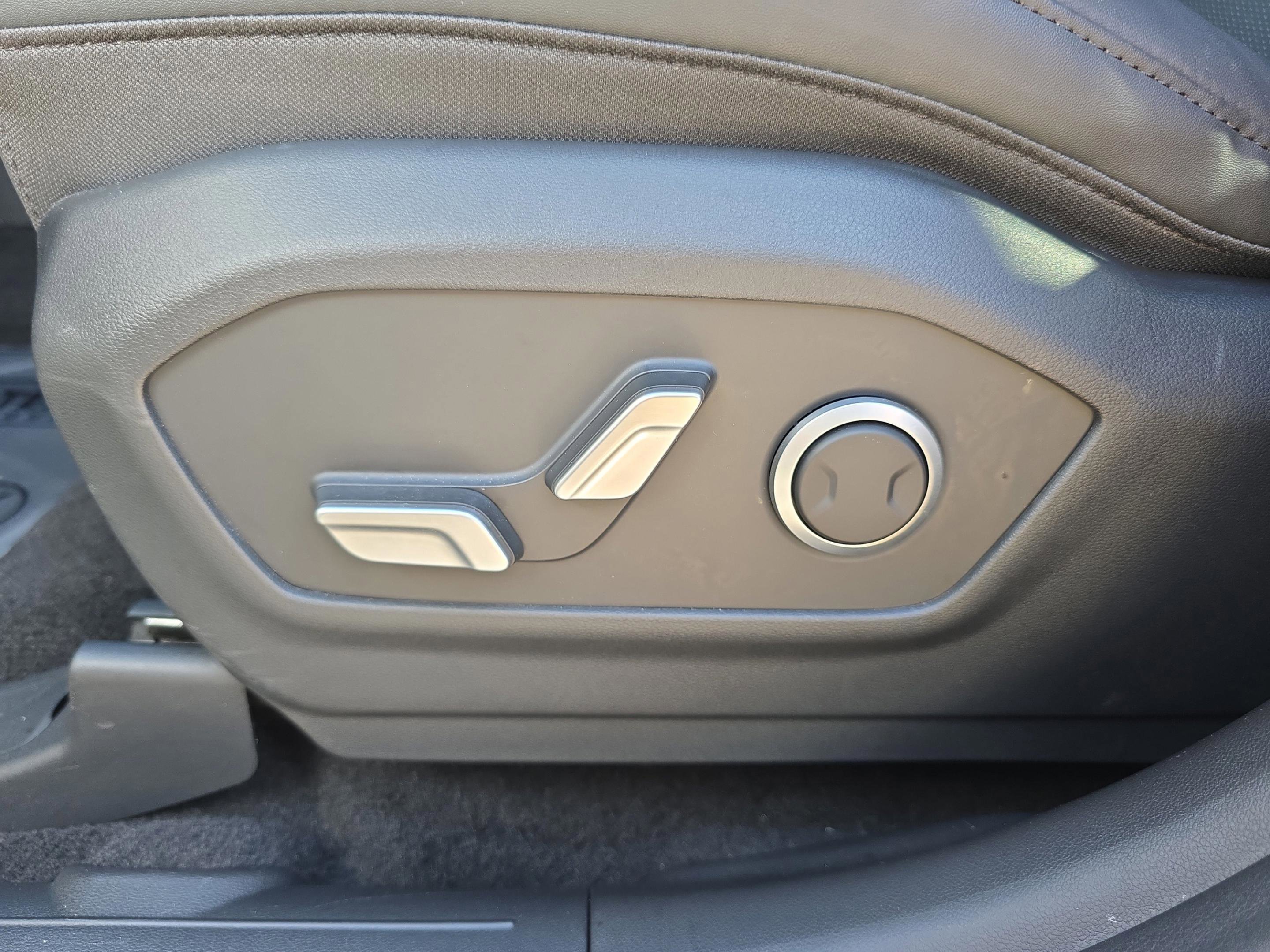 Certified 2026 Hyundai Santa Fe SEL image 20