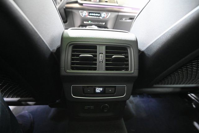 New 2025 Audi Q5 e Premium Plus image 32