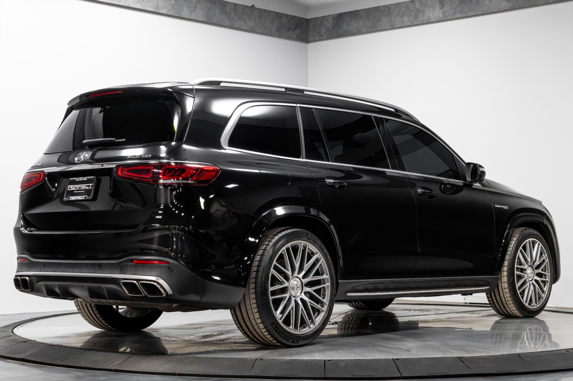 Used 2022 Mercedes-Benz GLS 63 AMG 4MATIC image 13