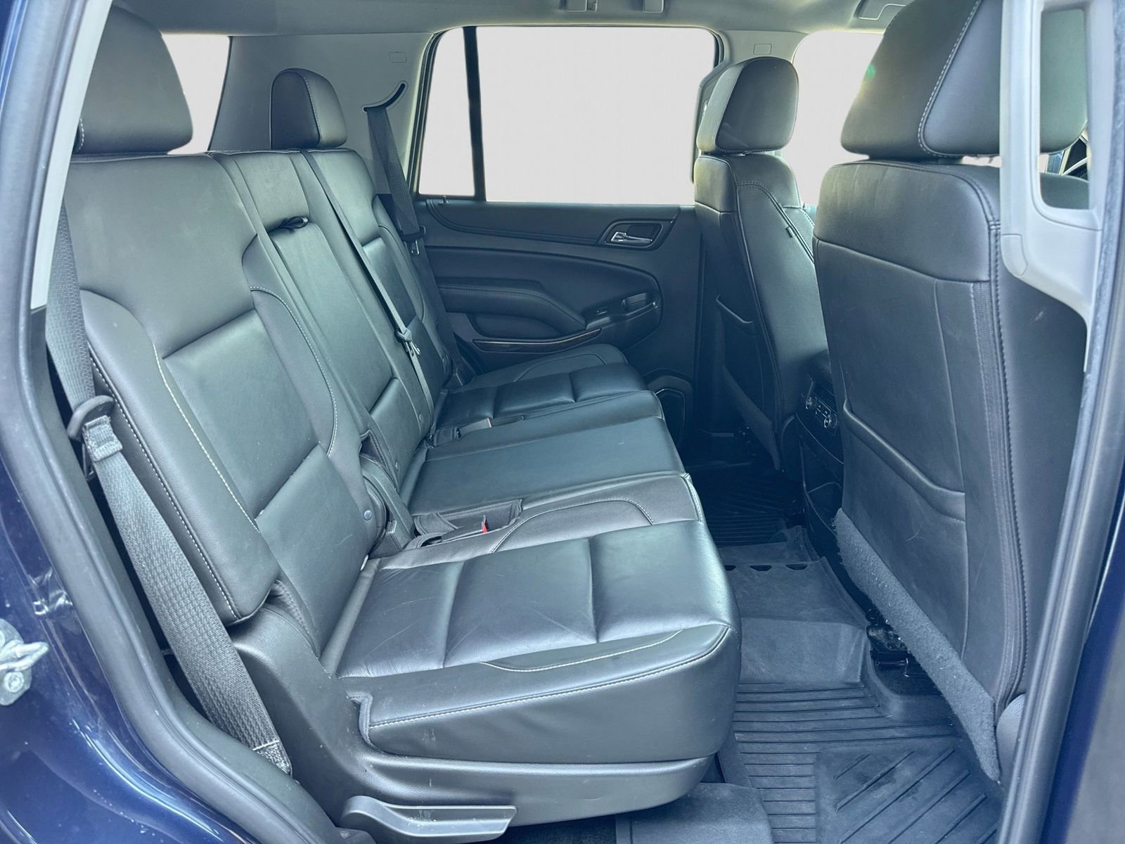 Used 2018 Chevrolet Tahoe LT w/ LT Signature Package AWD/4WD image 24