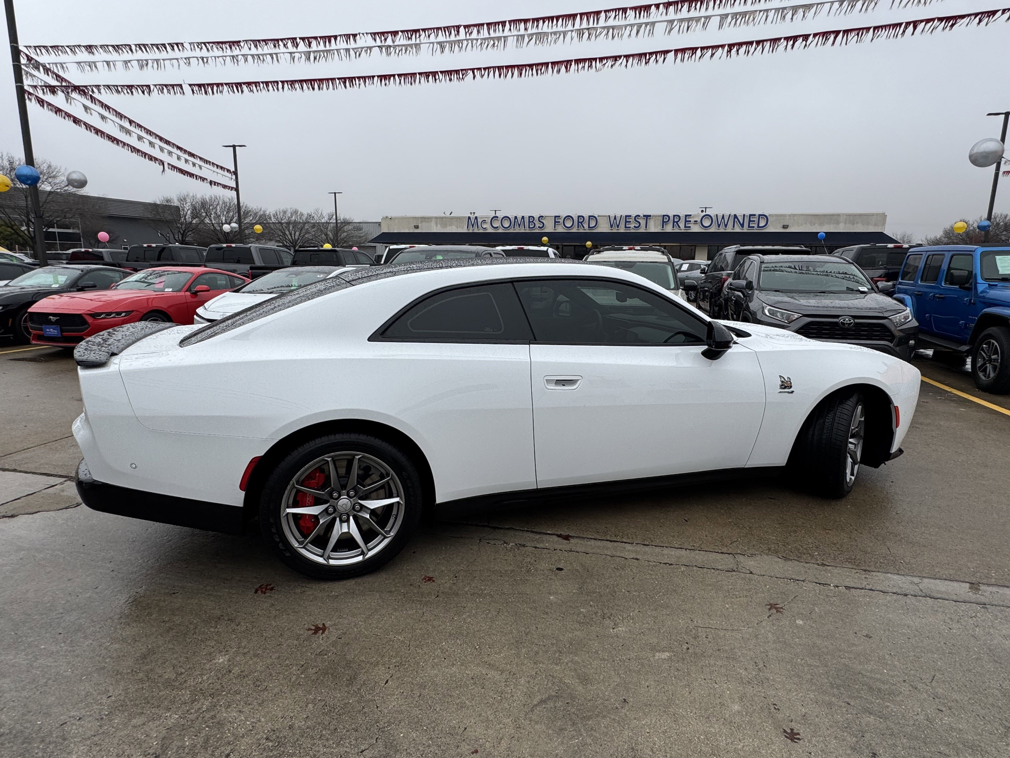 Used 2025 Dodge Charger Scat Pack w/ Track Pack image 4