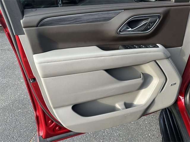 Used 2023 GMC Yukon XL SLT image 22