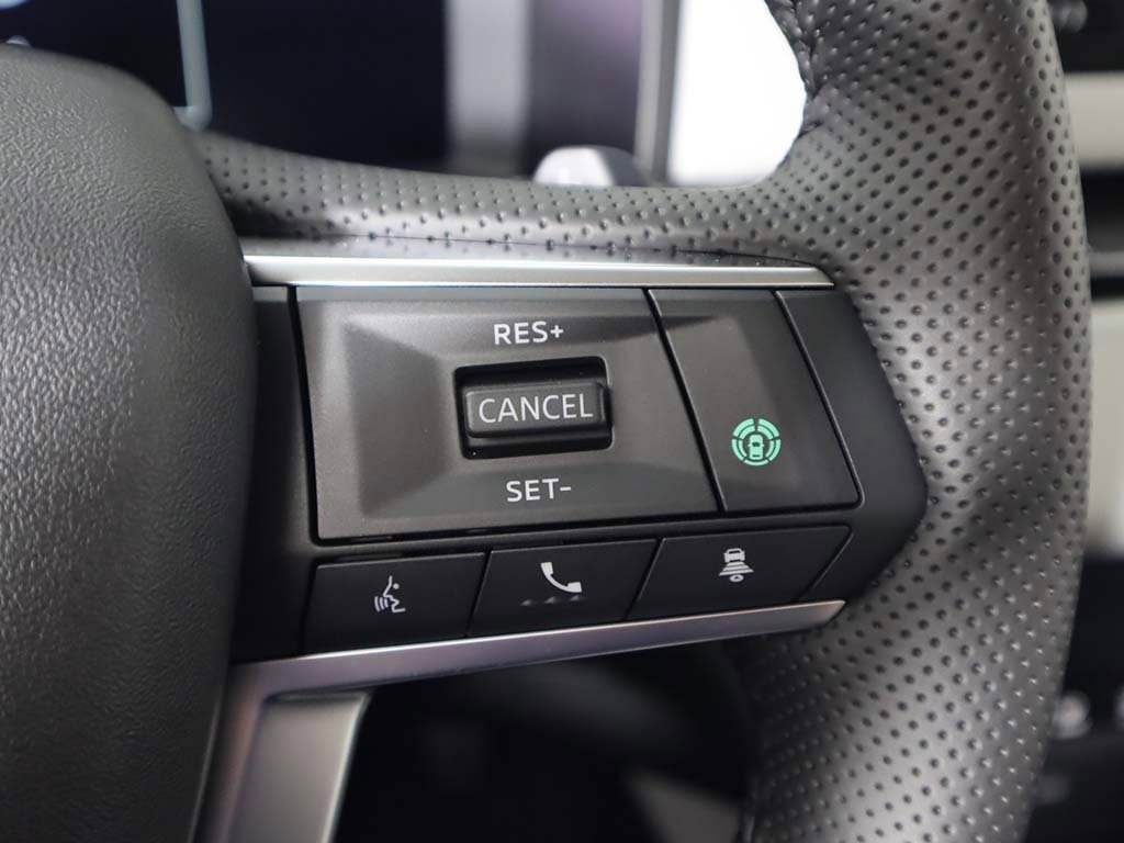 New 2025 Mitsubishi Outlander SE image 43