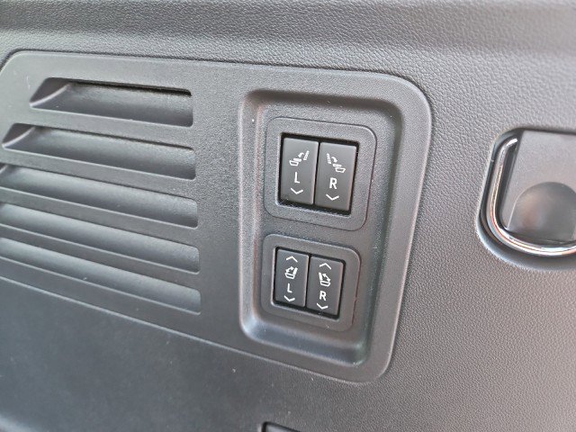 New 2026 Buick Enclave Avenir image 21