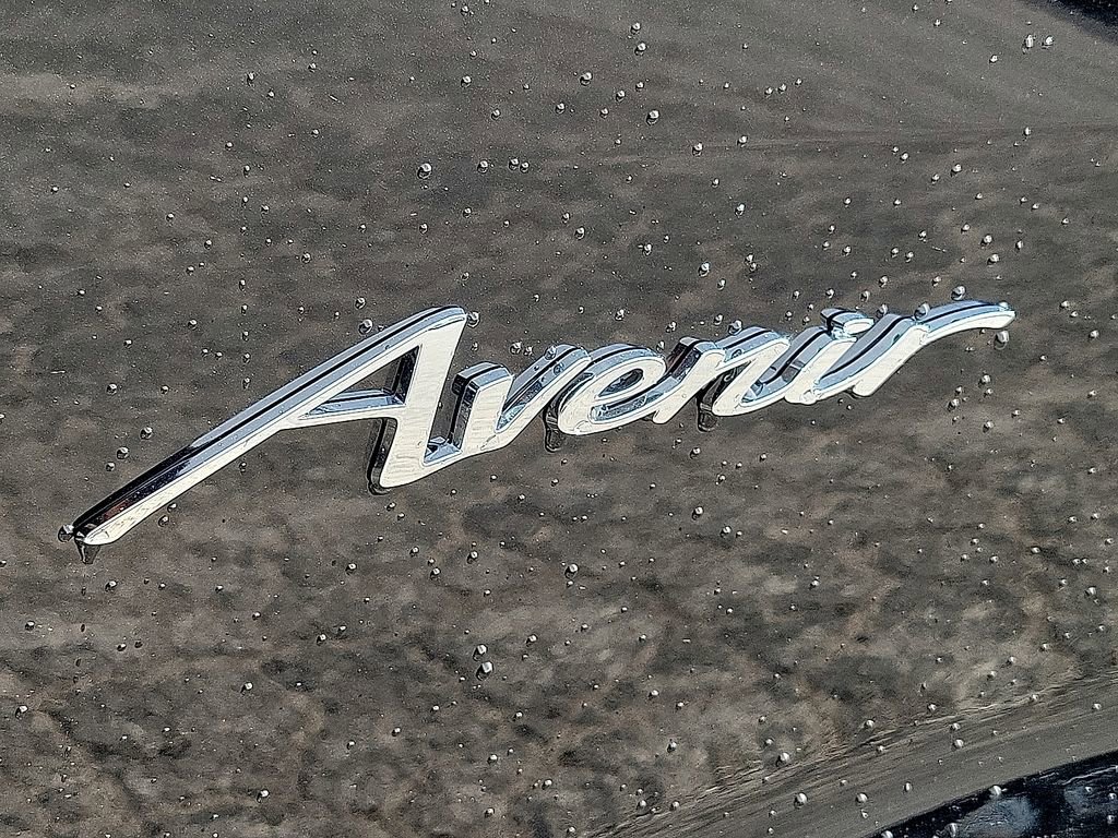 New 2026 Buick Enclave Avenir w/ Super Cruise Package FWD image 9