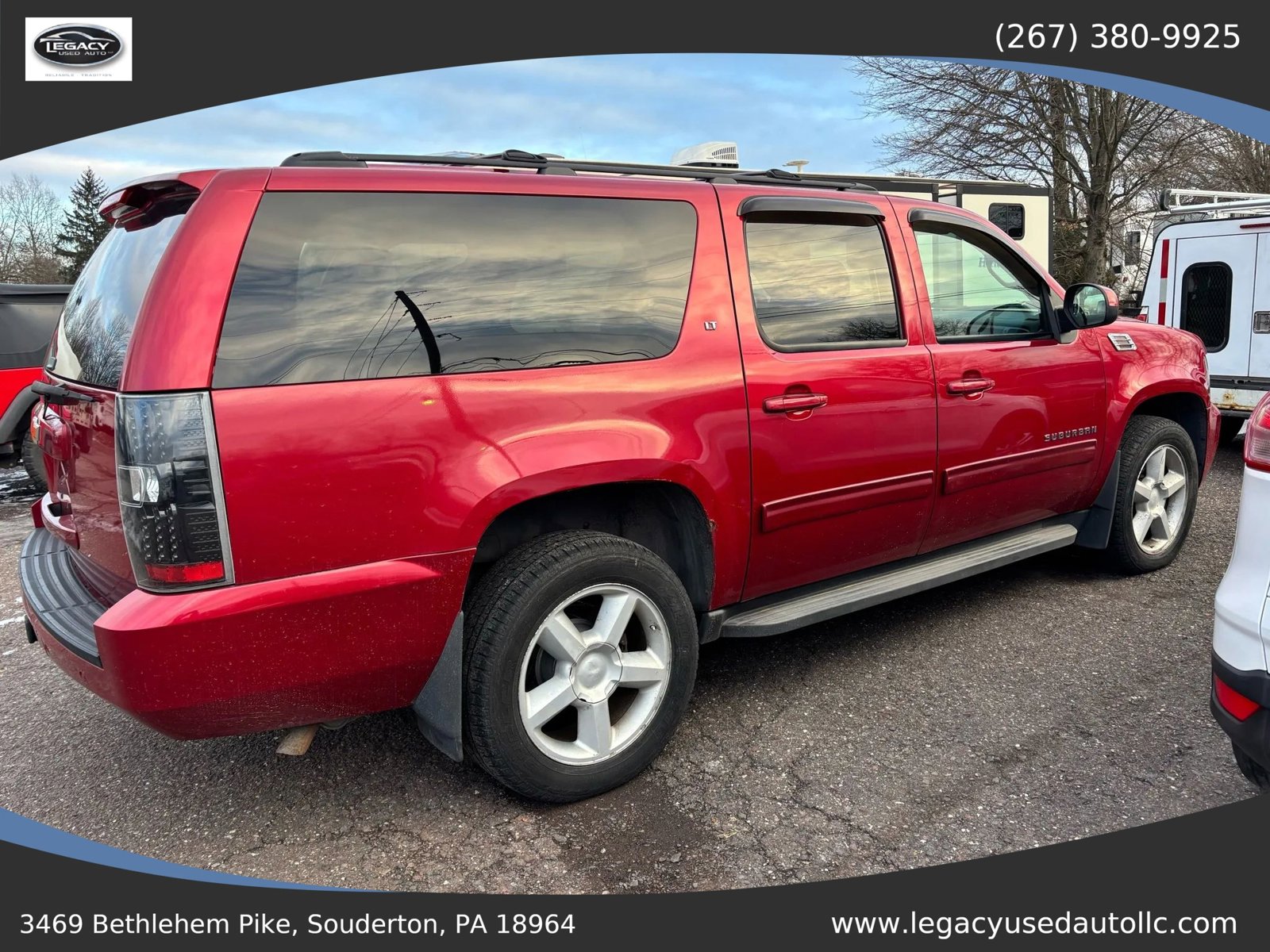 Used 2013 Chevrolet Suburban LT image 9