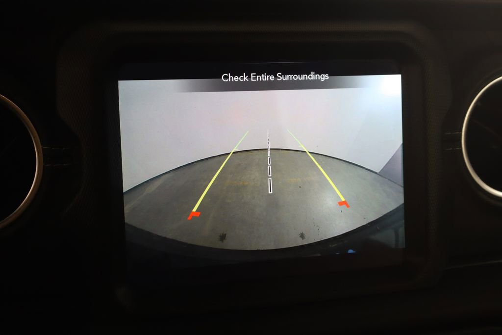 Used 2023 Jeep Wrangler Unlimited Sahara w/ Cold Weather Group image 39