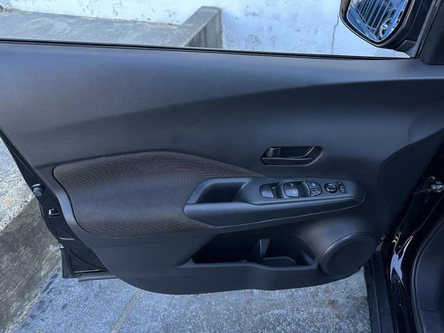 Used 2019 Nissan Kicks S FWD image 12