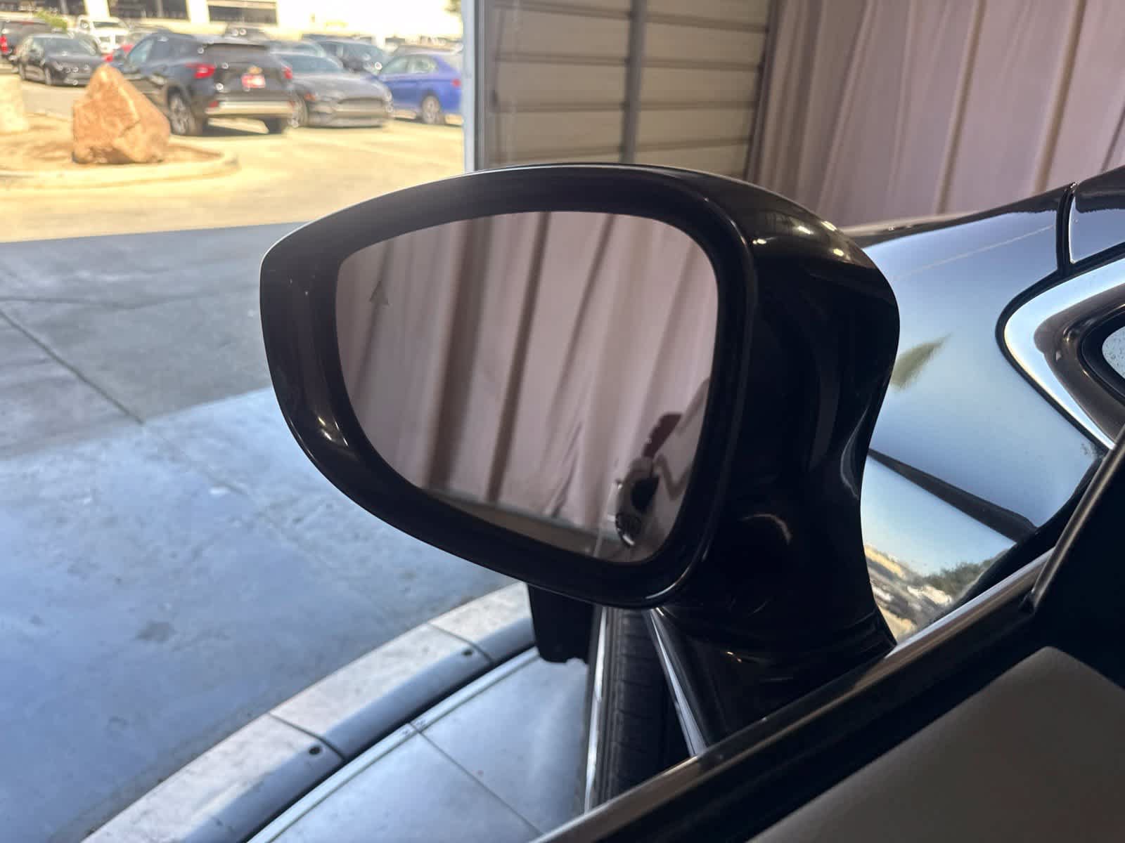 Used 2018 Chrysler Pacifica Touring Plus FWD image 19