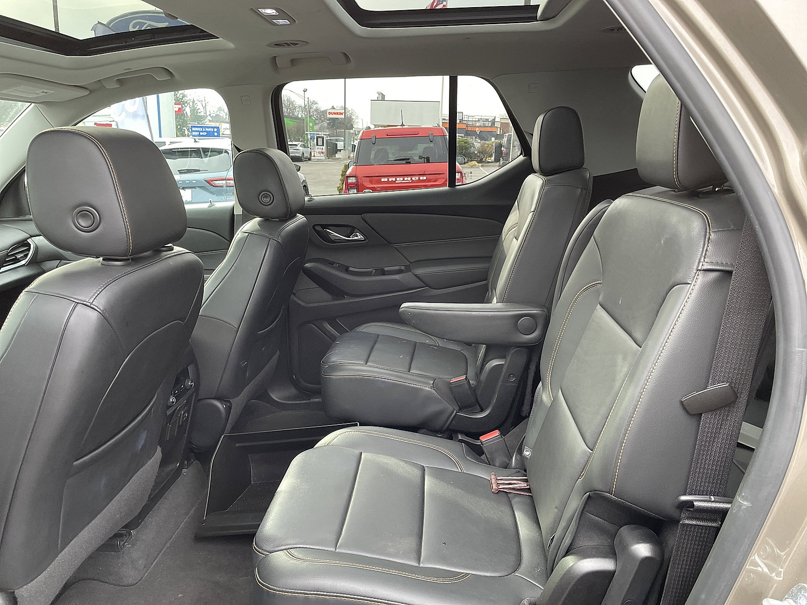 Used 2020 Chevrolet Traverse LT w/ LT Premium Package image 8