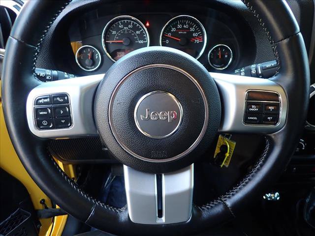 Used 2015 Jeep Wrangler Rubicon AWD/4WD image 11