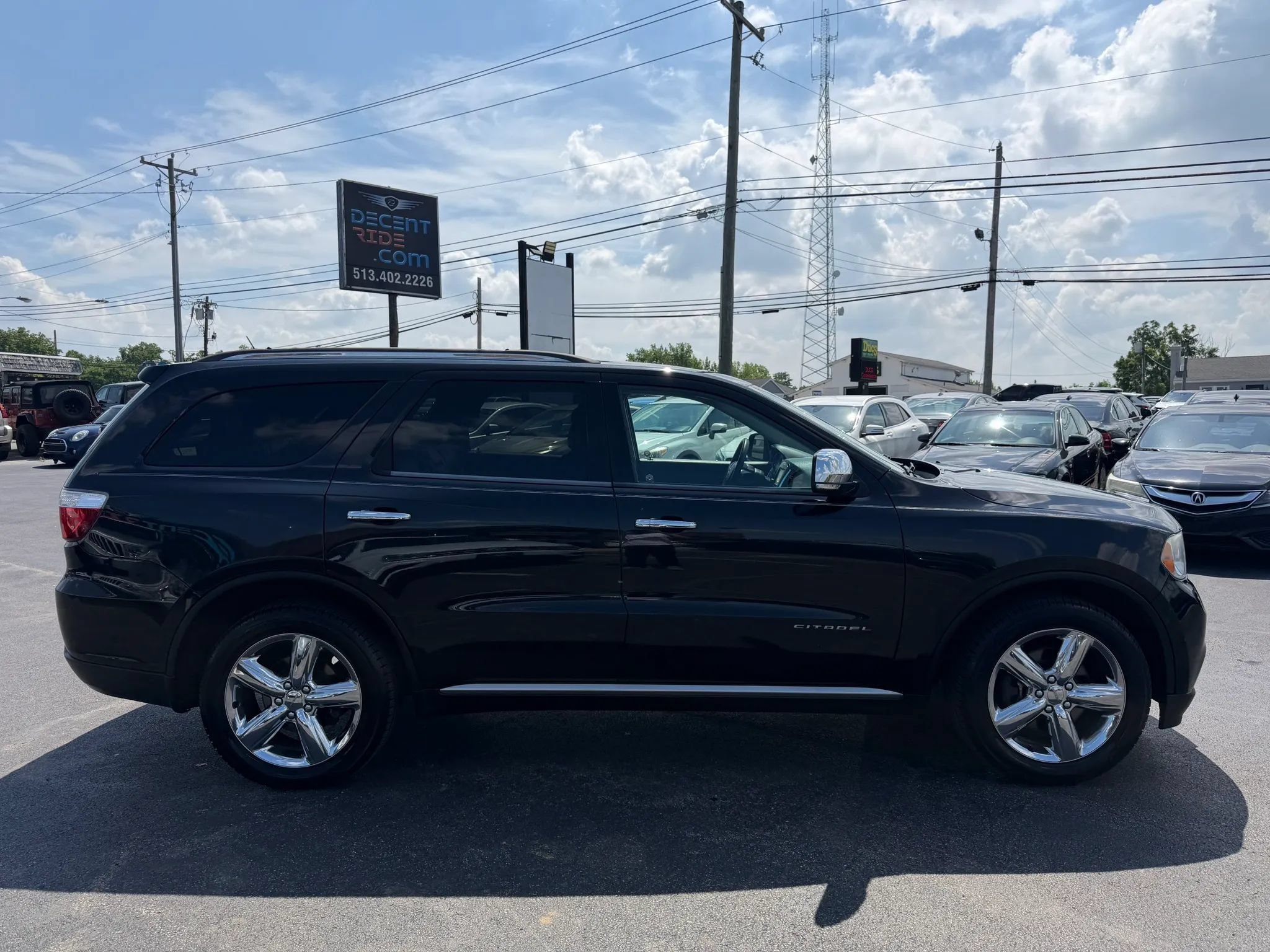 Used 2013 Dodge Durango Citadel w/ Technology Group AWD/4WD image 2