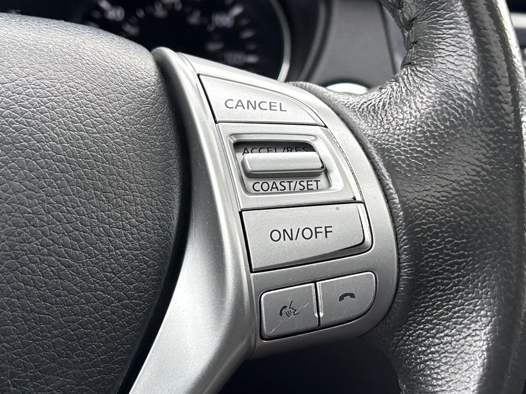 Used 2015 Nissan Rogue SL w/ SL Premium Package image 18