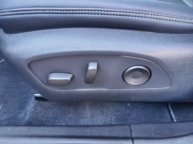 Certified 2024 Chevrolet Equinox EV LT FWD image 22