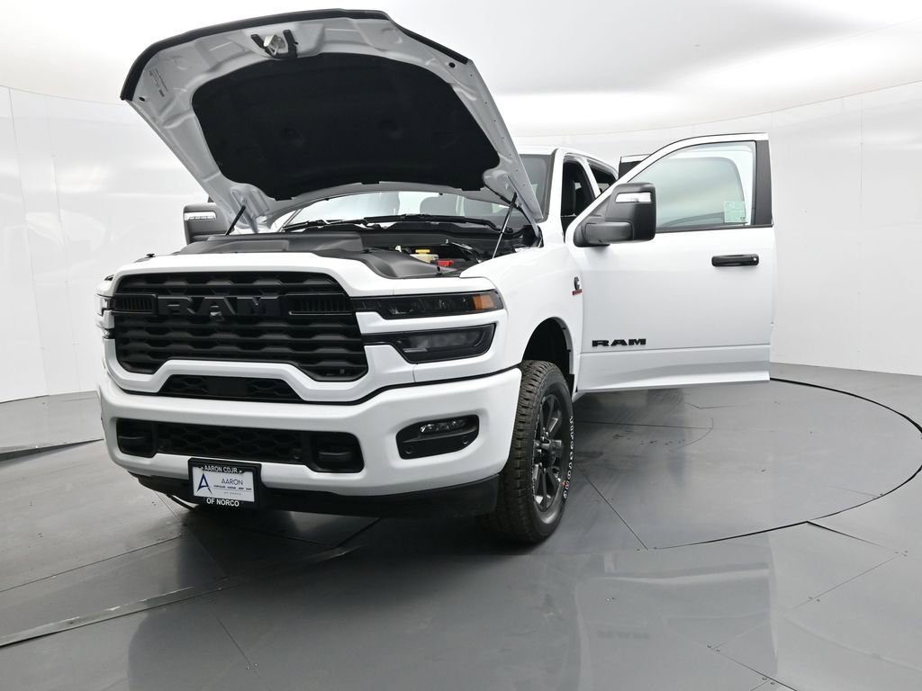 New 2026 RAM 3500 Big Horn AWD/4WD image 39