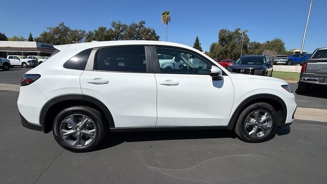 New 2026 Honda HR-V LX image 3
