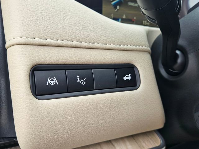 New 2026 Nissan Armada Platinum image 28