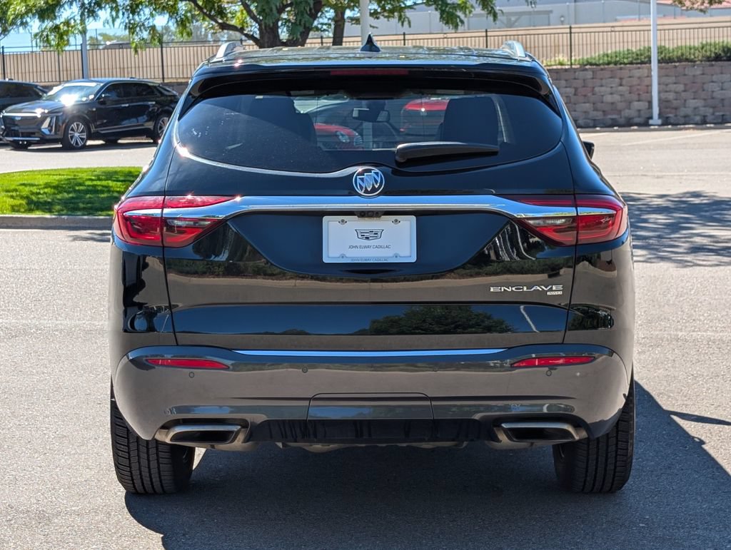 Used 2019 Buick Enclave Avenir w/ Avenir Technology Package AWD/4WD image 5