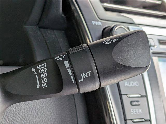 Used 2014 Toyota Camry SE FWD image 9