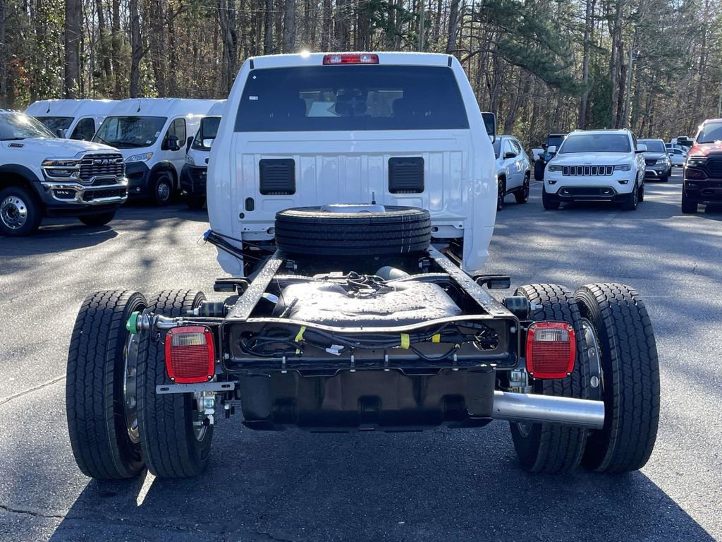 New 2026 RAM 4500 Tradesman w/ Chrome Appearance Group AWD/4WD image 38